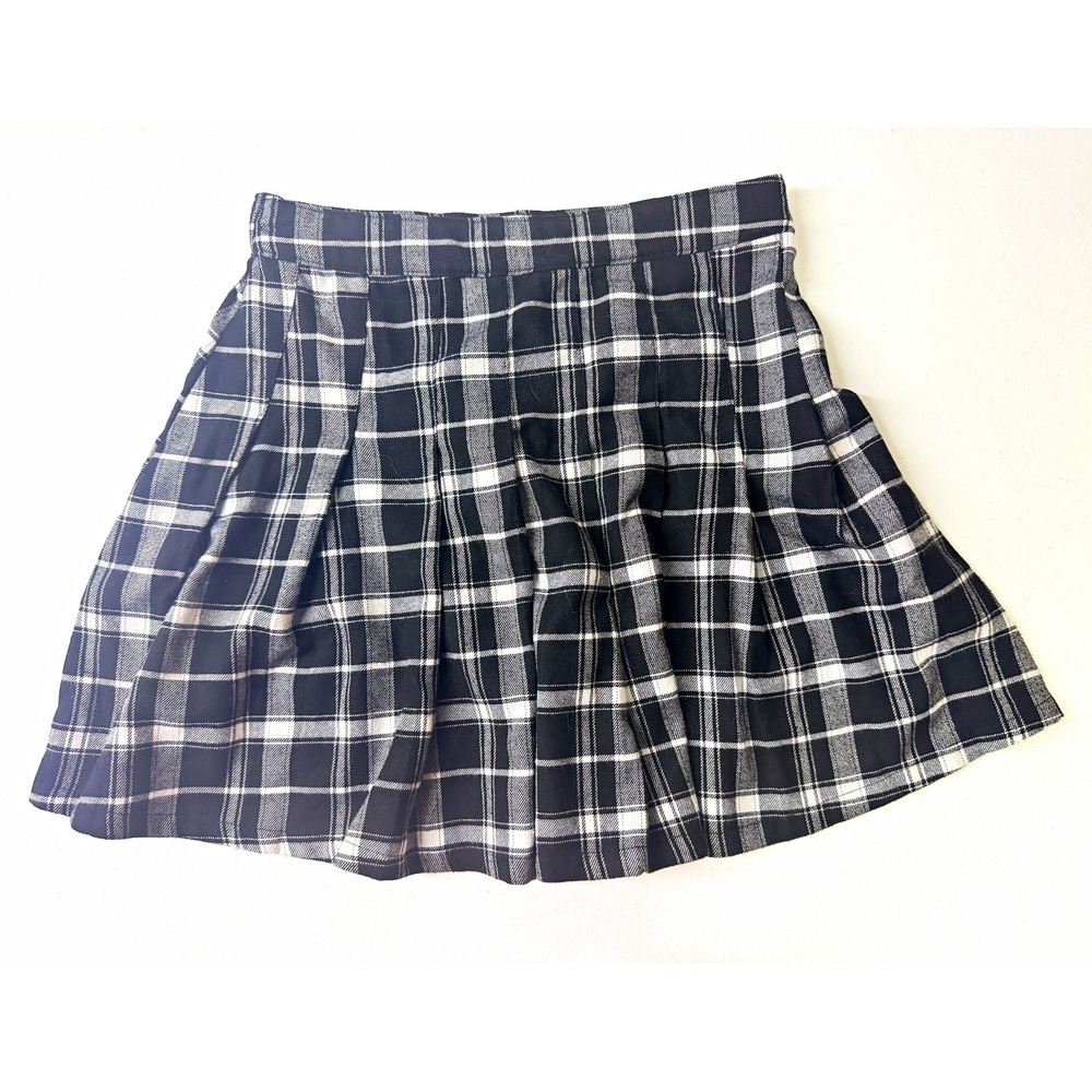 Hollister Black/White Plaid Ultra High-Rise Pleated Short Skirt, Size XS